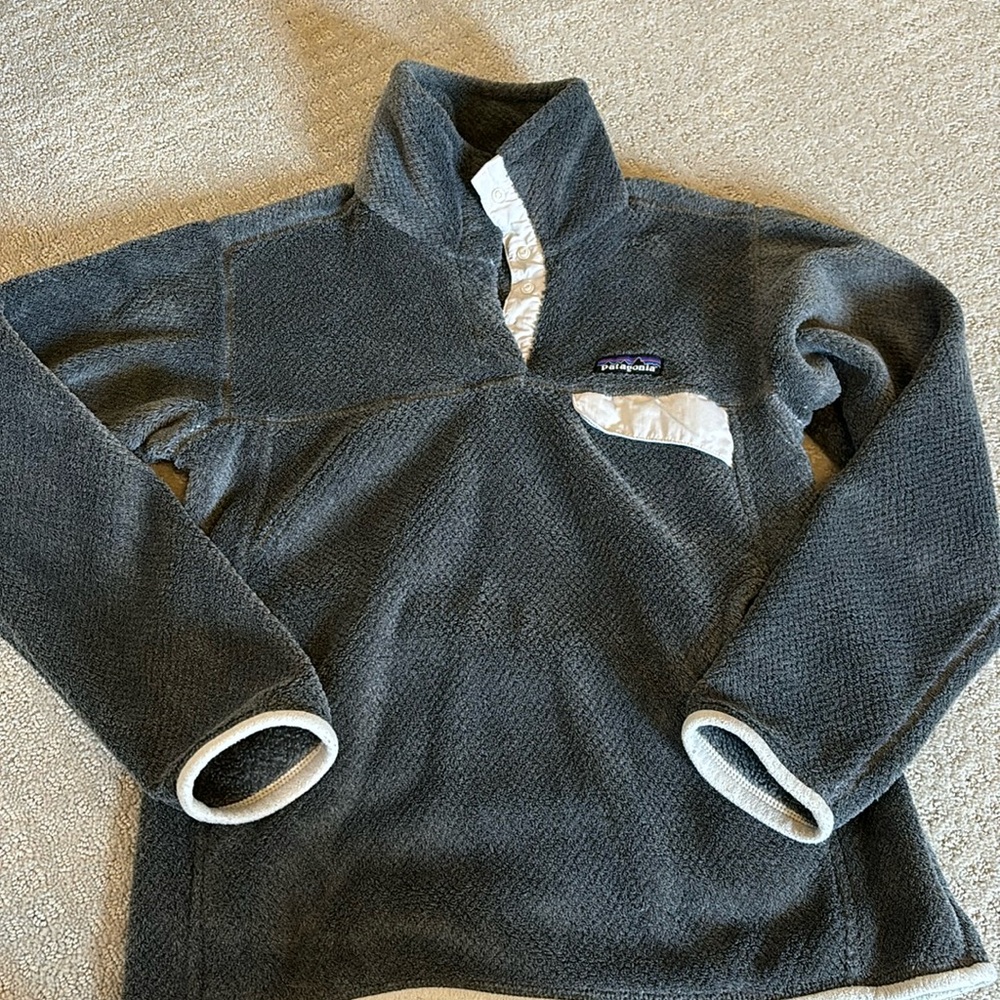 patagonia fleece women’s size S